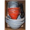 Image 1 : LOT OF 17 ASST SIZE COLLAPSIBLE FUNNELS