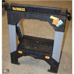 DEWALT METAL LEG SAWHORSE