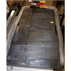 RUBBERMAID OFFICE AND HOME CART