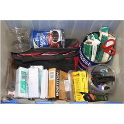 CLEAR TOTE WITH AIR FASTENERS,