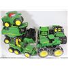 Image 1 : LARGE BOX OF AUTHENTIC JOHN DEERE TOYS - COMBINE,
