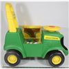 Image 1 : JOHN DEERE SIT N SCOOT ACTIVITY TRACTOR