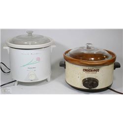 2 CROCKPOTS