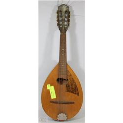 VINTAGE MANDOLIN