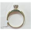 Image 2 : #49-10KT YELLOW -WHITE GOLD DIAMOND RING