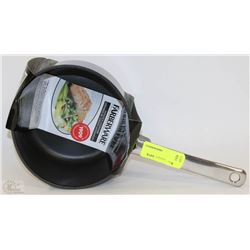 NEW 7"  FARBERWARE NON-STICK POT