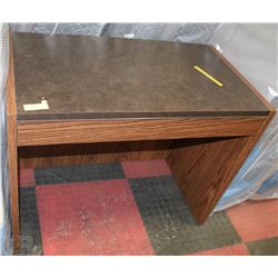 SMALL WOODEN DESK