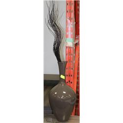 SHOWHOME VASE WITH TWIGS
