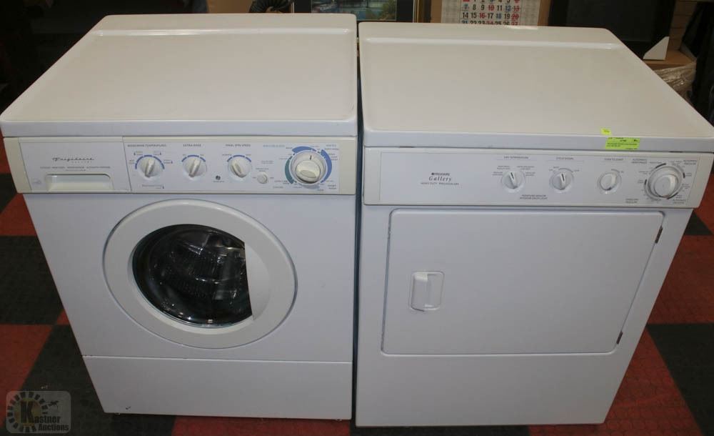 FRIGIDAIRE FRONT LOAD WASHER AND DRYER SET