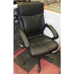 HYDRAULIC LIFT OFFICE CHAIR