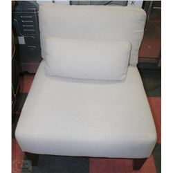 SHOWHOME WOOD AND OFF WHITE FABRIC CHAIR