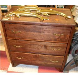 SOLID WOOD SHORT DRESSER