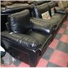 Image 1 : NEW BLACK LEATHERETTE 78" SOFA WITH 42" CHAIR