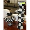 Image 1 : NEW MATCHING EGGSHELL CHECKERED VASES