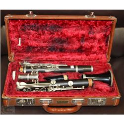 VINTAGE TURNER CLARINET WITH CASE