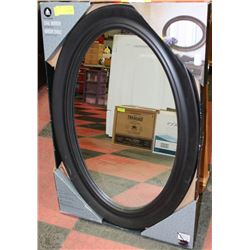 OVAL MIRROR (SCUFF MARKS ON FRAME)