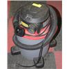 Image 1 : HUSKY 22.5L SHOPVAC