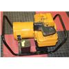 Image 1 : MILWAUKEE GENERATOR WITH 2 110 PLUGS - RUNS