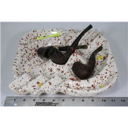 LARGE VINTAGE ASHTRAY WITH 3 VINTAGE PIPES