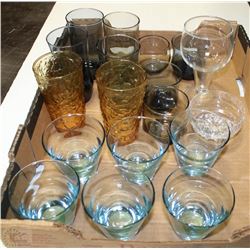 FLAT OF COLLECTIBLE GLASSES