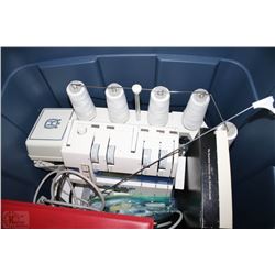 HUSQVARNA DELUXE  MULTI-FUNCTION SEWING MACHINE