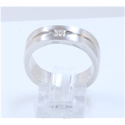 14K WHITE GOLD PRINCESS CUT DIAMOND RING:11.10 GRAMS/DIAMOND:0.20CT