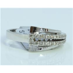 14K WHITE GOLD RING 5.12 GRAM DIAMOND 0.26CT