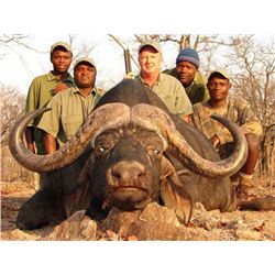 JONNY HULME SAFARIS | Buffalo, Sable, Crocodile and Plains Game