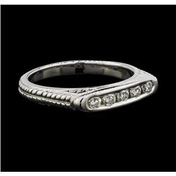 Platinum 0.30ctw Diamond Engraved Scroll Design Ring