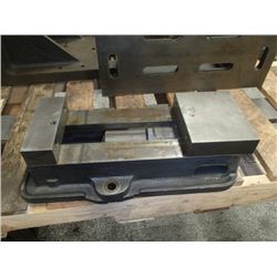 Kurt Precision Machining Vise, M/N: D675