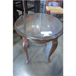 GLASS TOP KROEHLER ENDTABLE