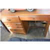 Image 1 : KNEEHOLE DESK