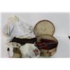 Image 1 : HAT BOX AND VINTAGE LINENS