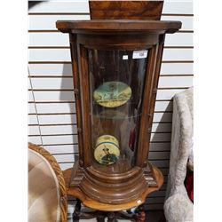 COUNTER TOP DISPLAY CABINET W/CURVED GLASS AND 2 TINS