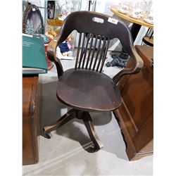 STATION MASTERS CHAIR