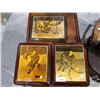 Image 1 : 3 SIGNED HOCKEY WALL PLAQUES