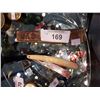 Image 1 : STRAIGHT RAZOR W/CARVED ANIMAL HANDLE