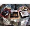 Image 1 : 3 LADIES COMPACTS