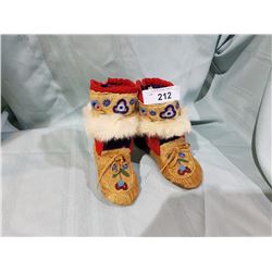 PAIR CHILDREN'S MUKLUKS