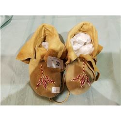 NATIVE BEADED MOCCASINS