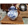 Image 1 : ASIAN PORCELAIN DOUBLE HANDLED VASE