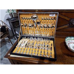 51 PC ITALIAN SILVER PLATE FLATWARE SET IN CANTEEN
