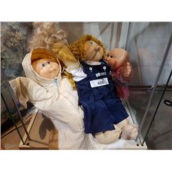 4 CABBAGE PATCH DOLLS