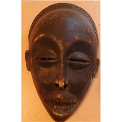 Old African Mask