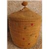Image 4 : Attu Lidded Eskimo Basket