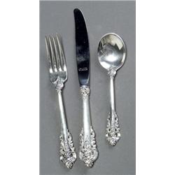 Wallace Silversmiths, Inc. Sterling Flat Table Service, Wallingford, CT, Grand Baroque Pattern,...