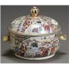 Image 1 : Chinese Export 'Mandarin Palette' Tureen and Cover, Qianlong Period (1736-1795), The body fla...