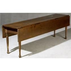 American Pine Drop-Leaf Harvest Table, Predominantly 19th Century, Height: 30-1/2 in (77.5 cm...