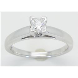 0.47 ctw Diamond Ring - 14KT White Gold