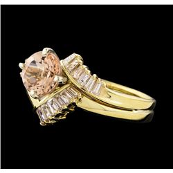 1.27 ctw Morganite and Diamond Ring - 14KT Yellow Gold